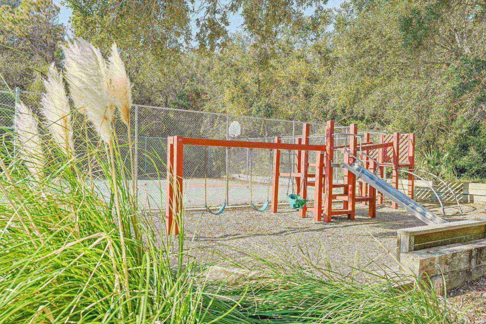 Basketball court and playground also at Ocean Dunes