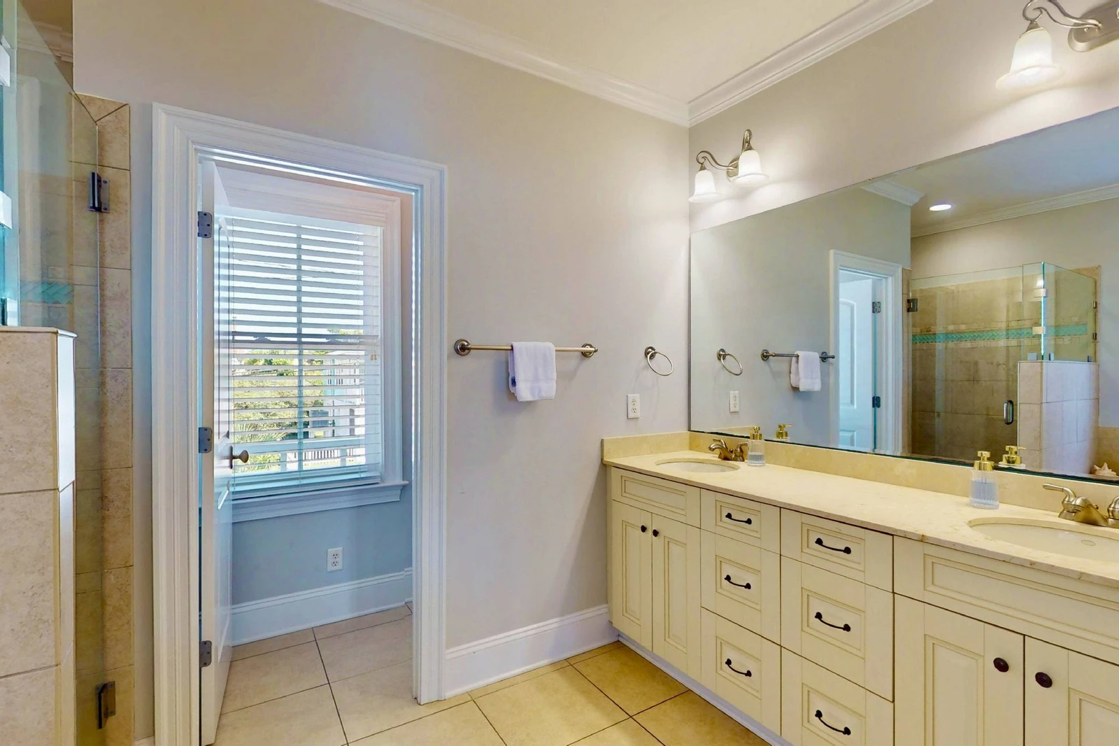 Double sinks and a separate water closet in the owner's ensuite